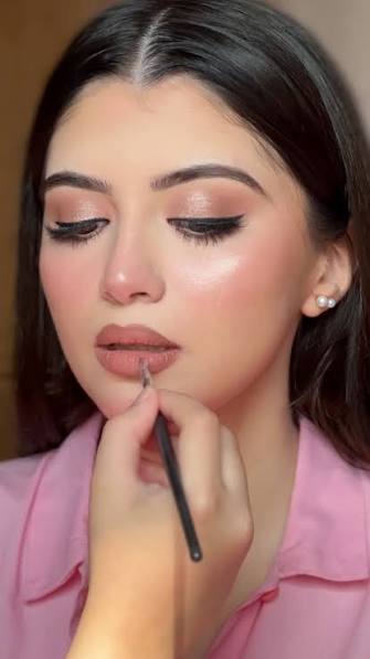 Party makeup look